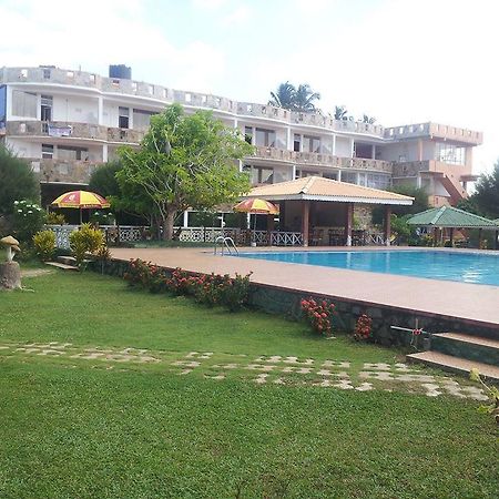 Chilaw City Hotel Negombo Exterior photo