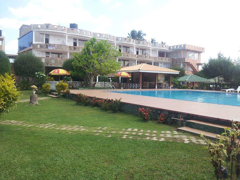Chilaw City Hotel Negombo Exterior photo