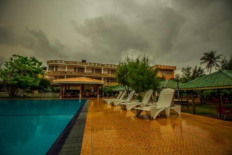 Chilaw City Hotel Negombo Exterior photo